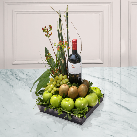 Arreglo Frutal Con Vino CHILENO.png